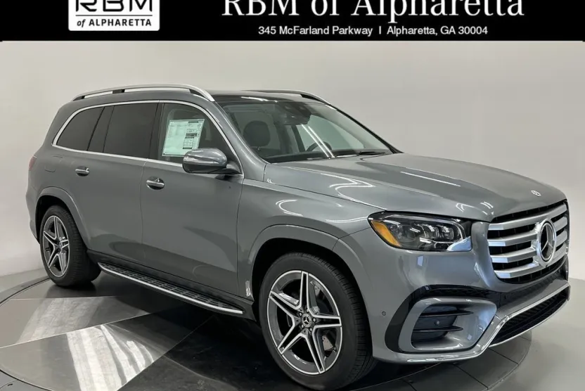 2026 Mercedes Benz GLS 450 4MATIC photo 1