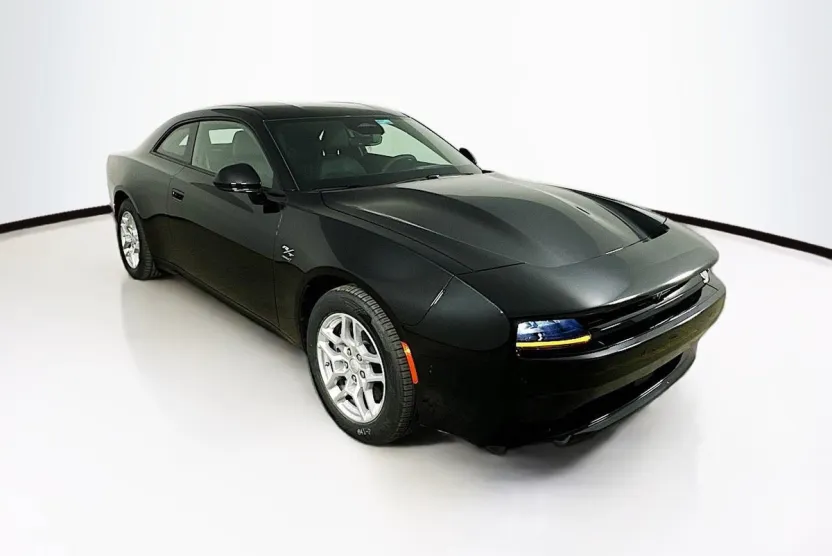2025 Dodge Charger R/T photo 1