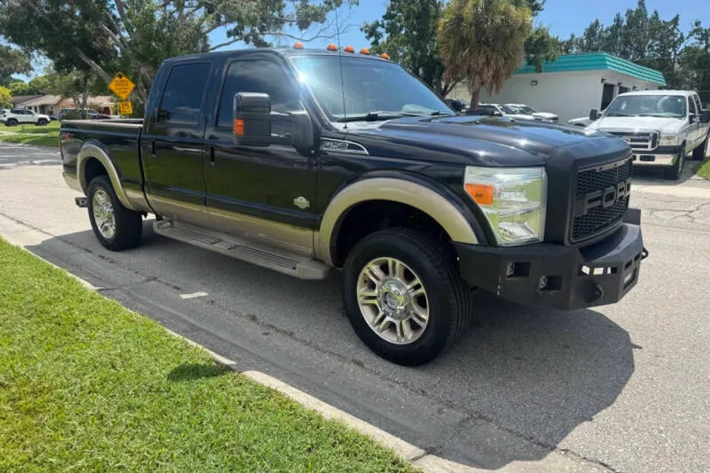 2011 Ford F-250 King Ranch photo 1