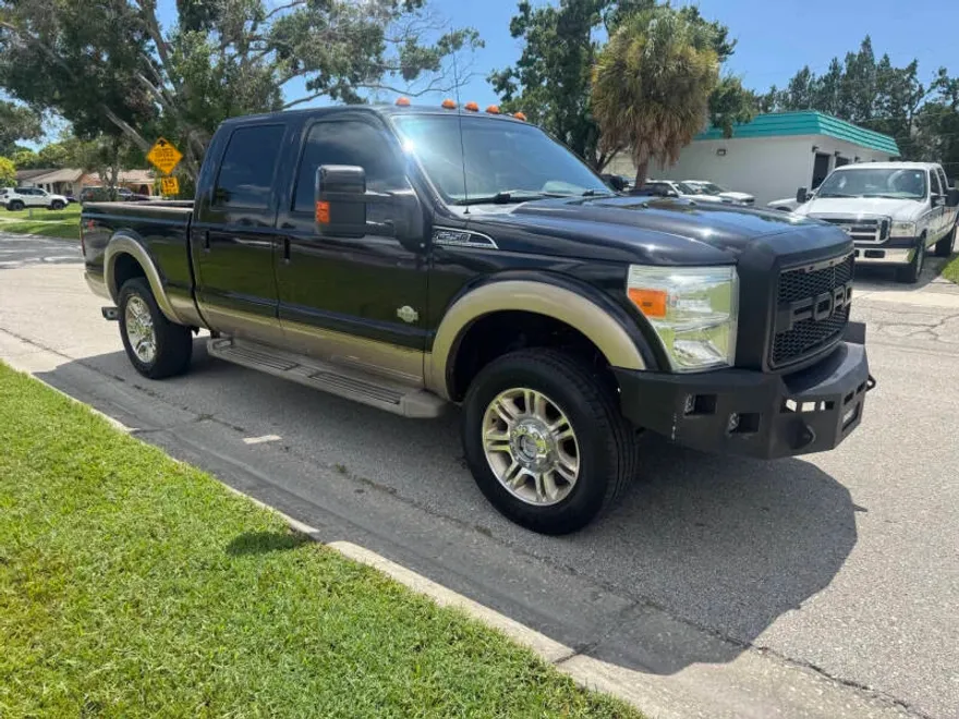 2011 Ford F-250 King Ranch photo 1