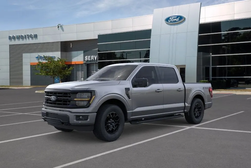 2025 Ford F-150 XLT photo 1