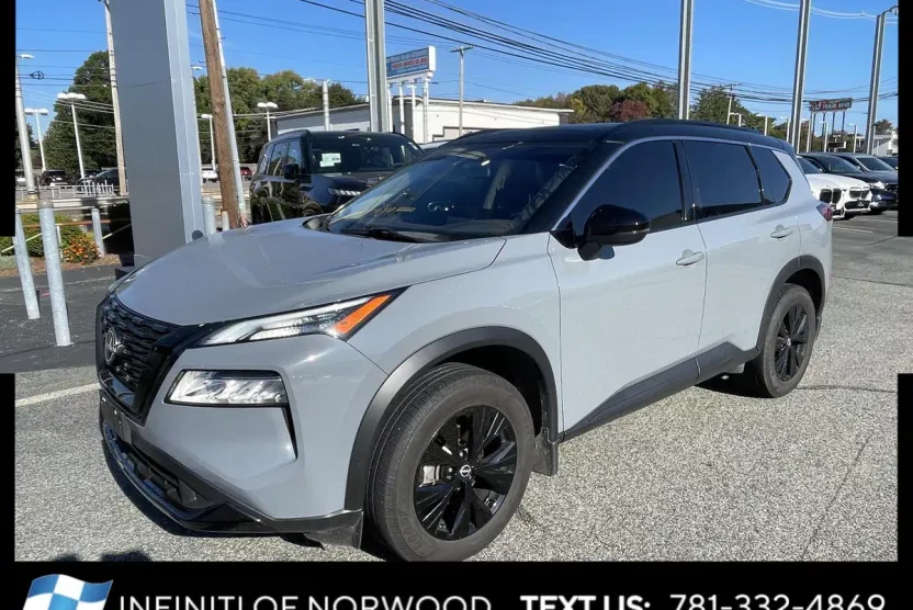 2023 Nissan Rogue SV photo 1