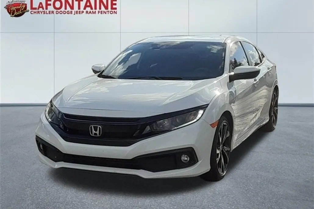 2019 Honda Civic Sport photo 1