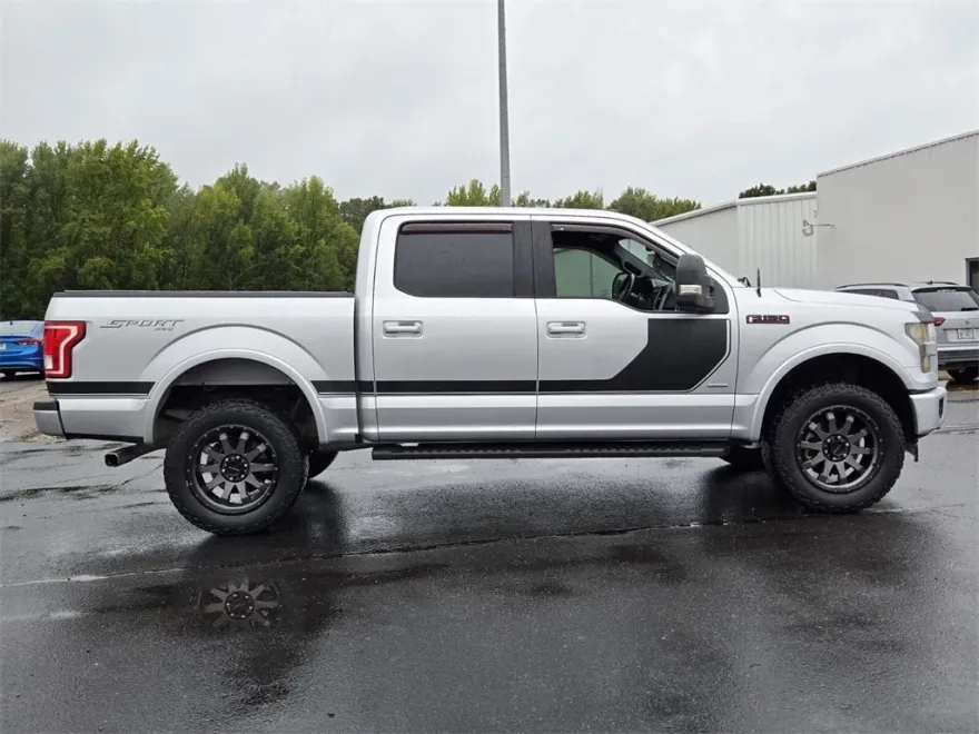 2017 Ford F-150 XLT photo 1