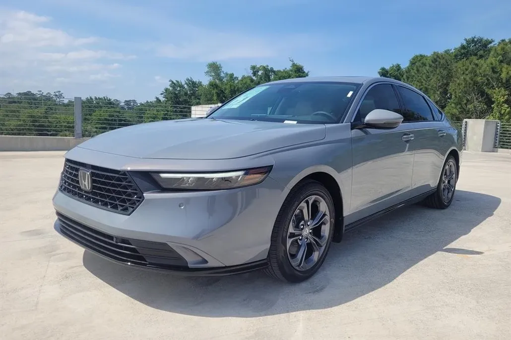 2025 Honda Accord Hybrid EX-L photo 1