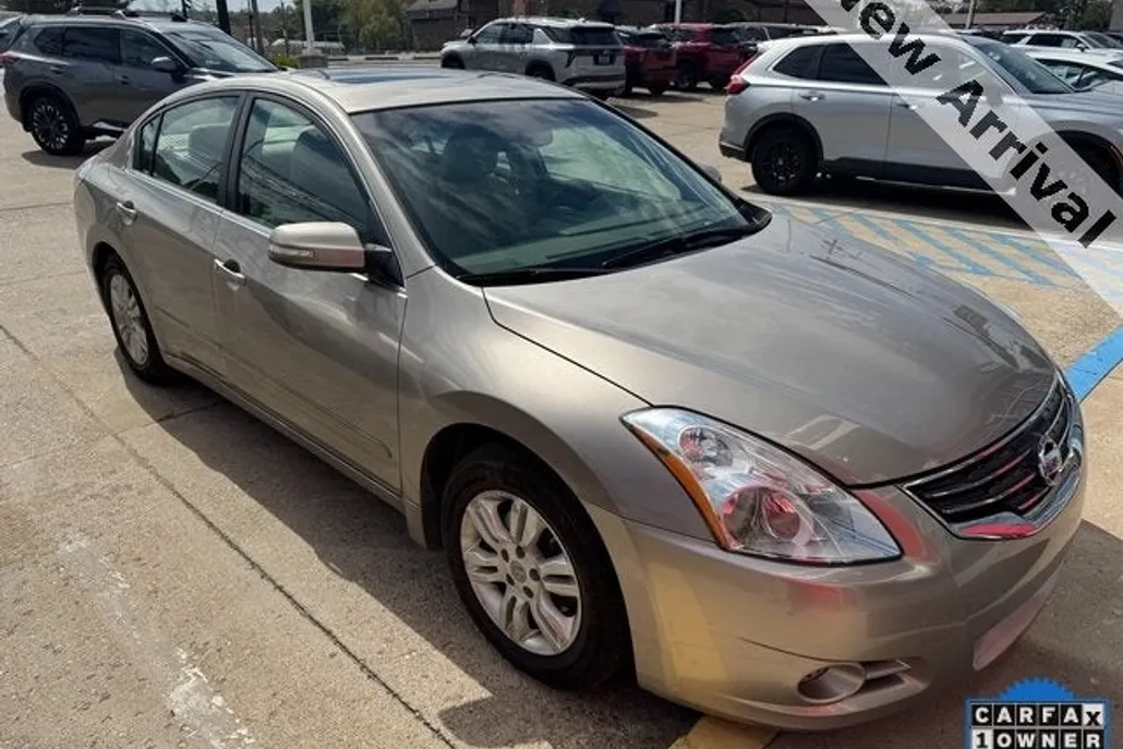 2012 Nissan Altima 2.5 SL photo 1