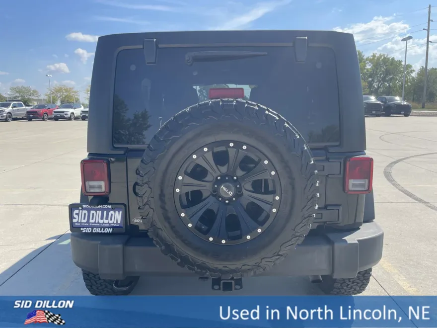 2016 Jeep Wrangler Unlimited Sport photo 1