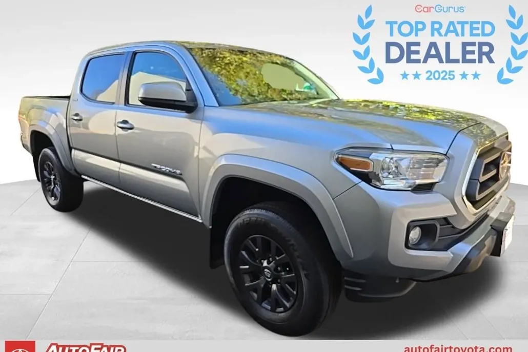 2022 Toyota Tacoma SR5 V6 photo 1