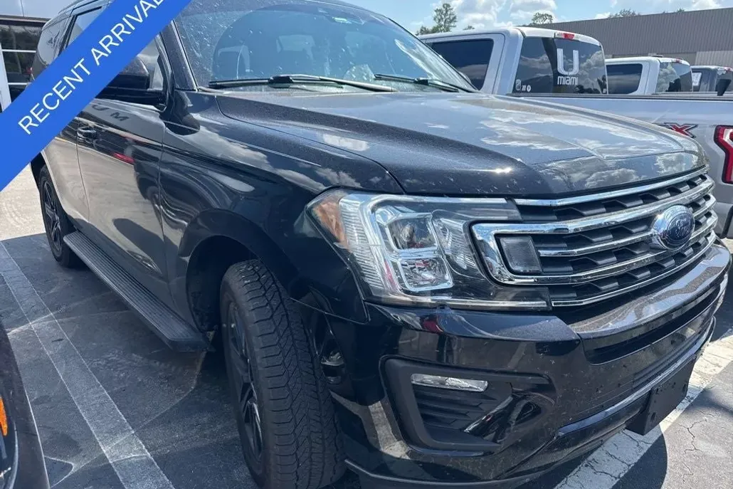 2020 Ford Expedition XLT photo 1