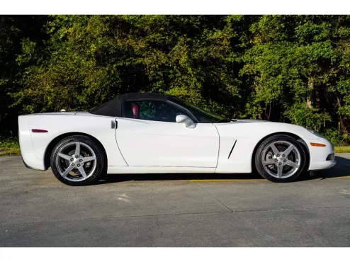 2005 Chevrolet Corvette Convertible photo 4