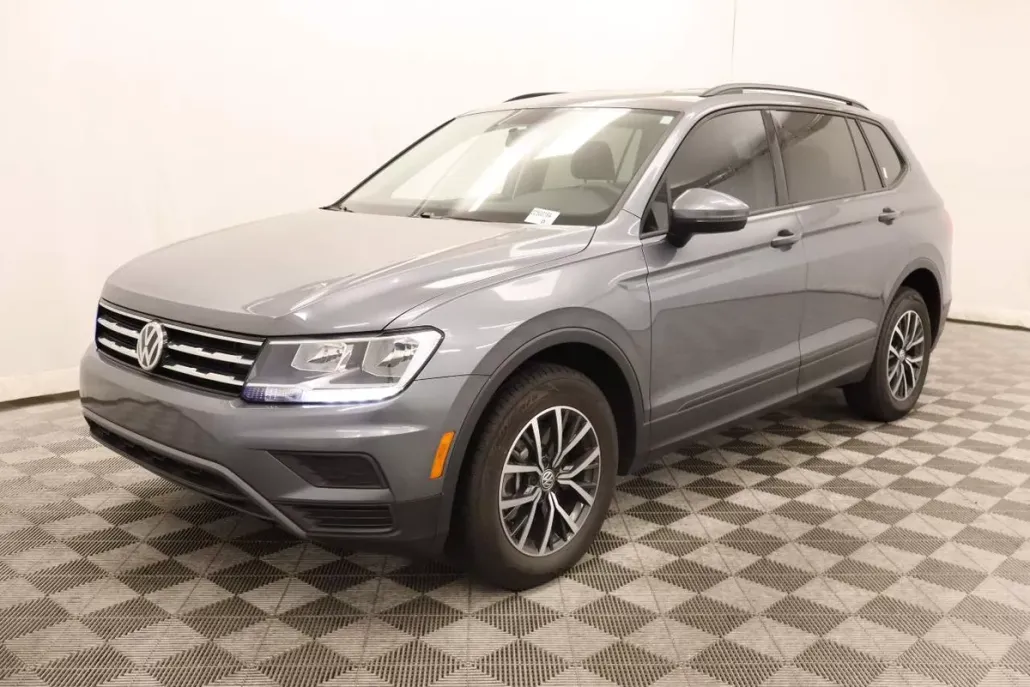 2021 Volkswagen Tiguan S photo 1