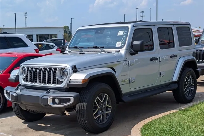 2024 Jeep Wrangler Sahara photo 1