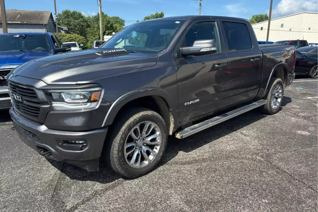 2022 Ram 1500 Laramie photo 1