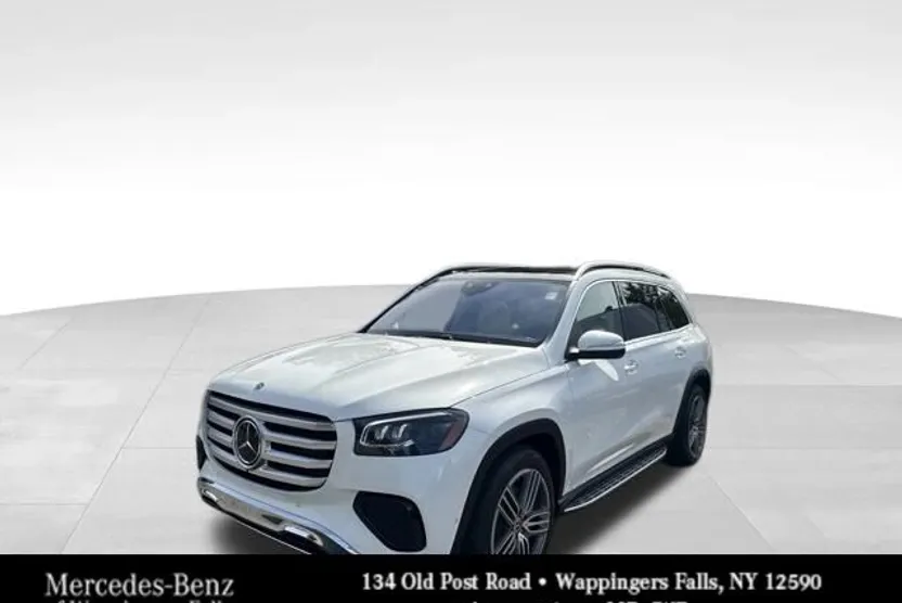 2026 Mercedes Benz GLS 450 4MATIC photo 1
