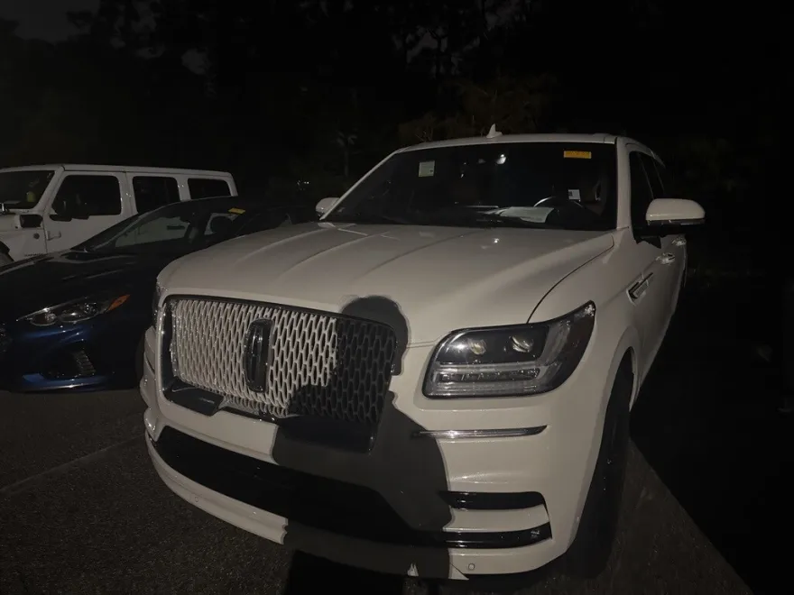 2021 Lincoln Navigator Reserve photo 1