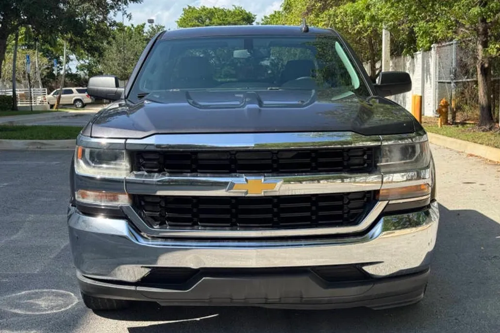 2016 Chevrolet Silverado 1500 LS photo 1