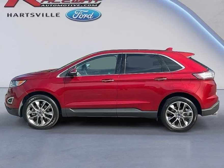 2016 Ford Edge Titanium photo 1