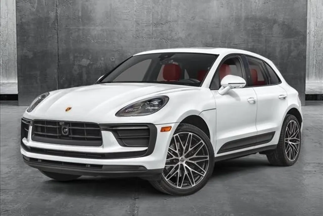2025 Porsche Macan S photo 1