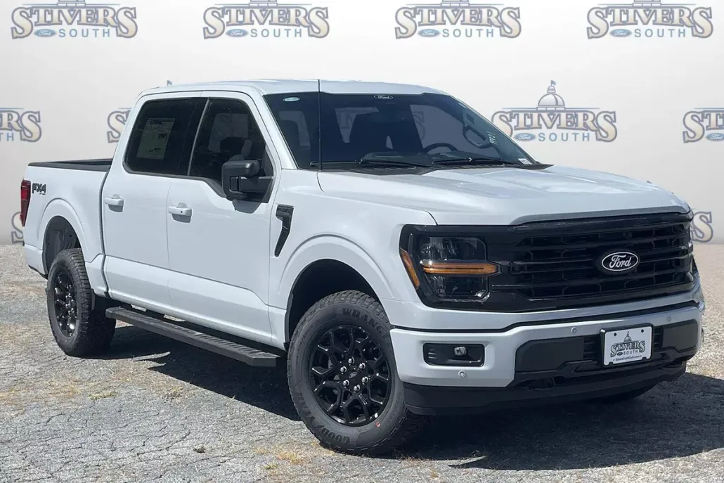 2025 Ford F-150 XLT photo 1