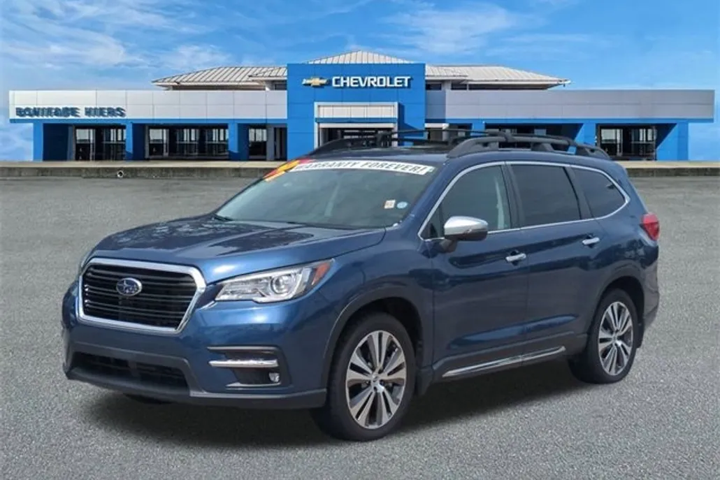 2022 Subaru Ascent Touring photo 1