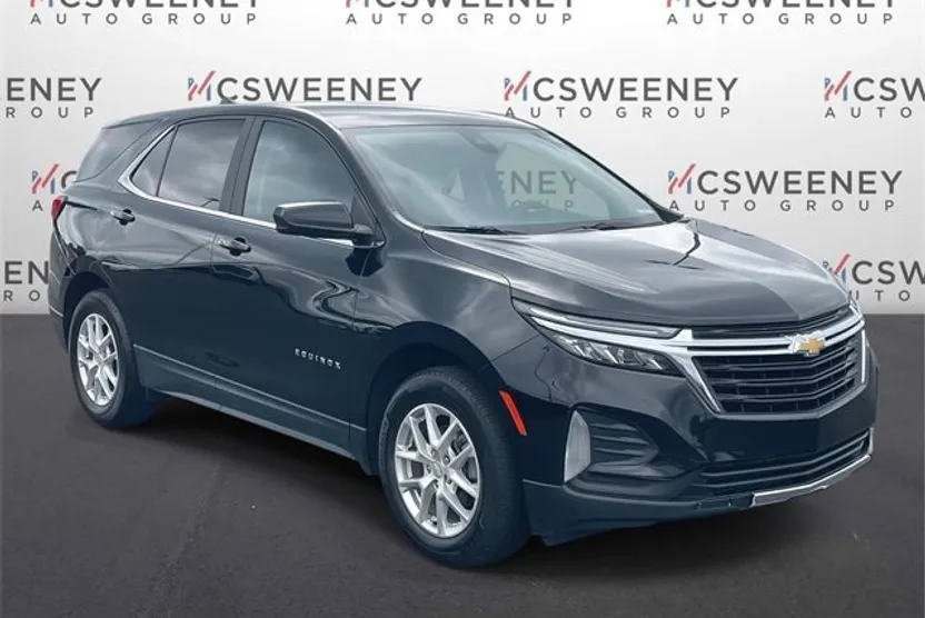 2022 Chevrolet Equinox LT photo 1