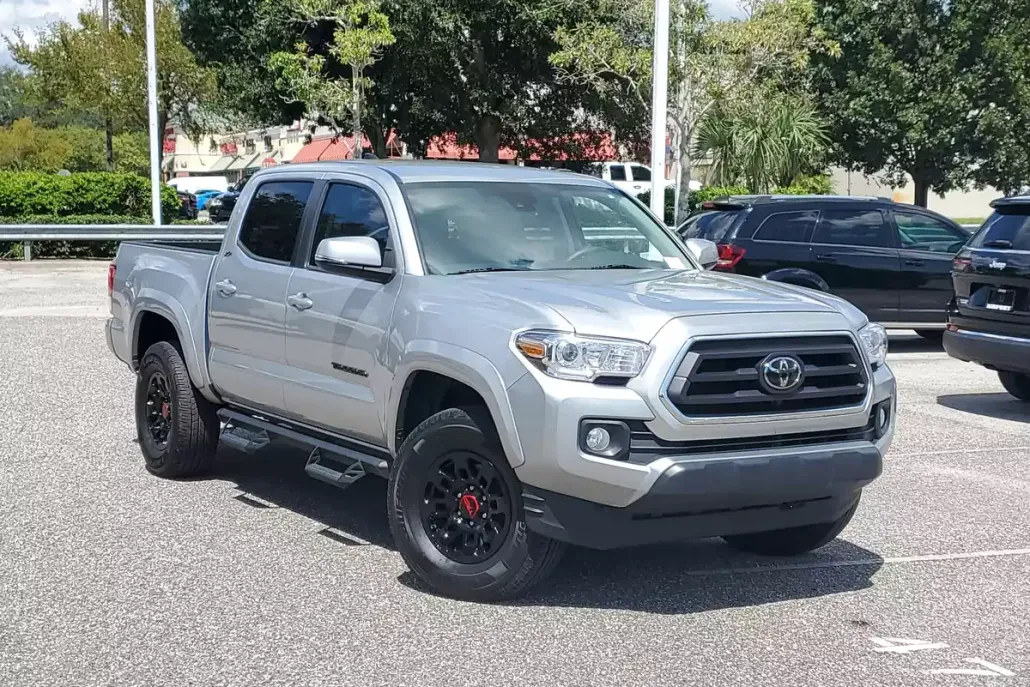 2023 Toyota Tacoma 4x4 SR5 photo 1