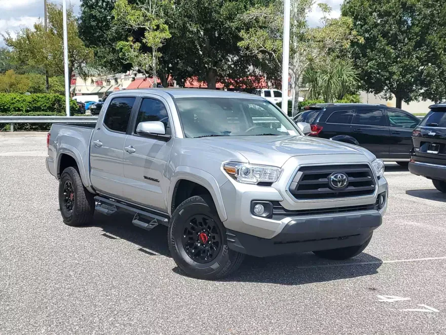 2023 Toyota Tacoma 4x4 SR5 photo 1
