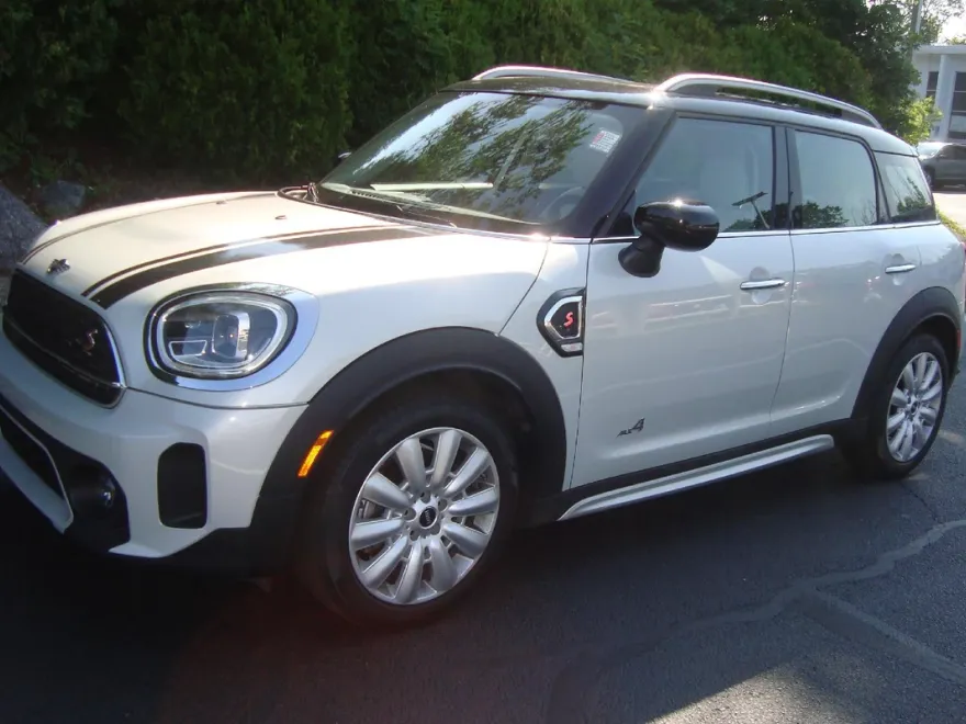 2022 Mini Countryman ALL4 S photo 1