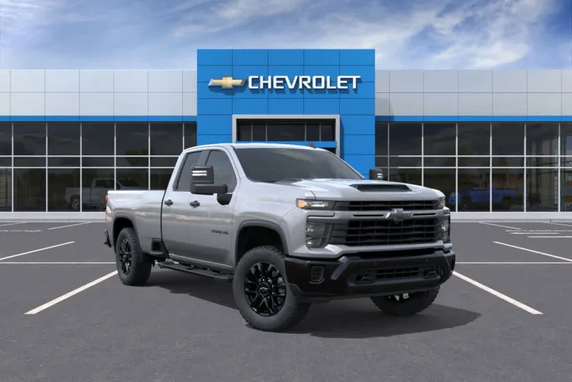 2026 Chevrolet Silverado 2500HD Custom photo 1