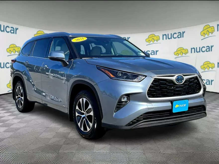 2021 Toyota Highlander Hybrid XLE photo 1