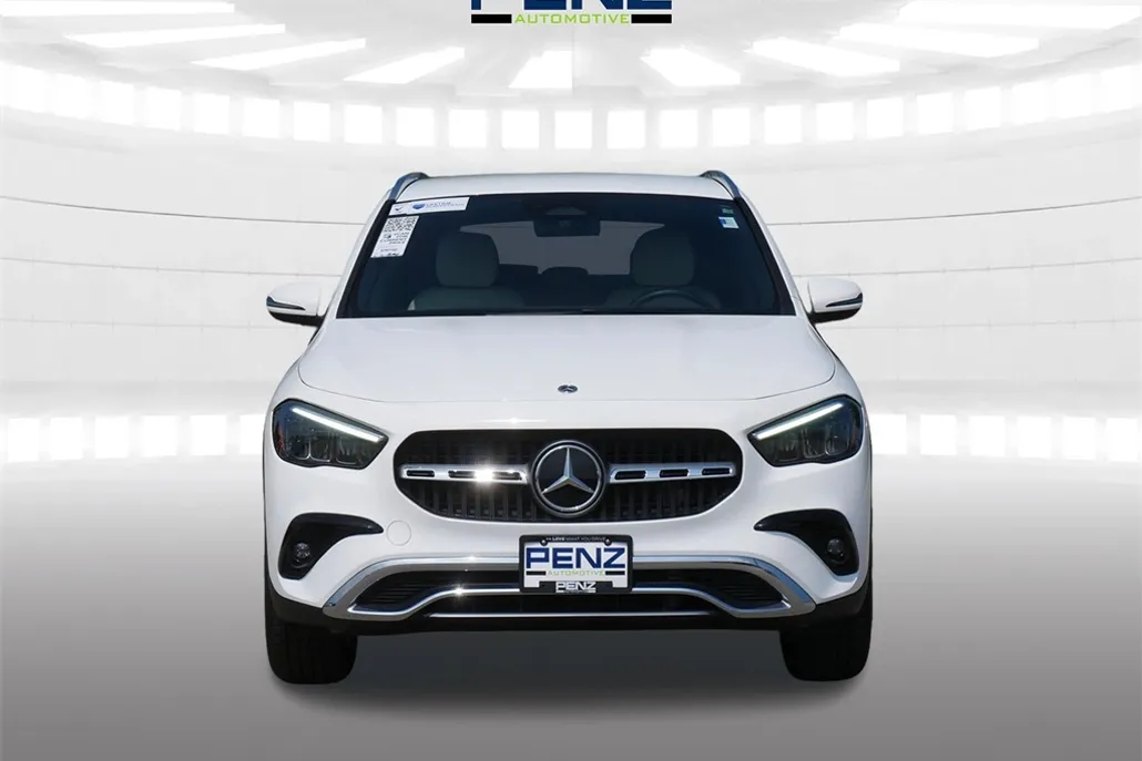 2025 Mercedes Benz GLA 250 4MATIC photo 1