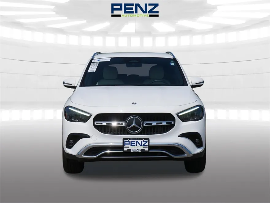 2025 Mercedes Benz GLA 250 4MATIC photo 1