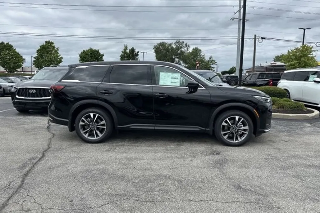 2026 Infiniti QX60 Pure photo 1