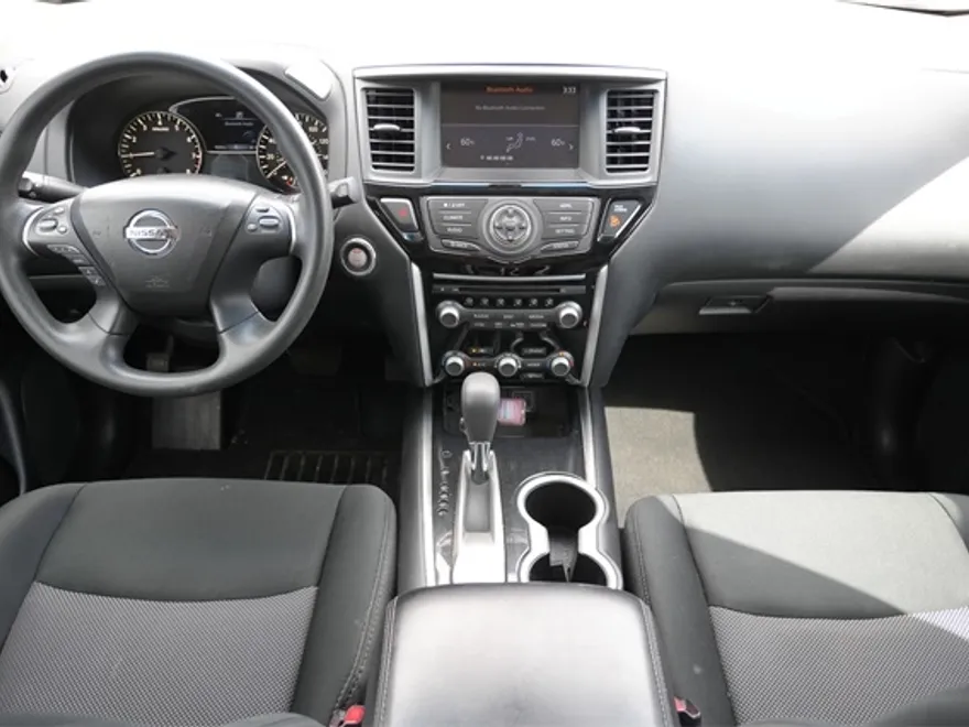2018 Nissan Pathfinder S photo 1