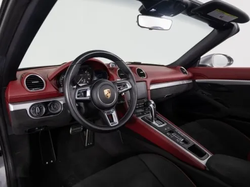 2022 Porsche Boxster Spyder photo 4