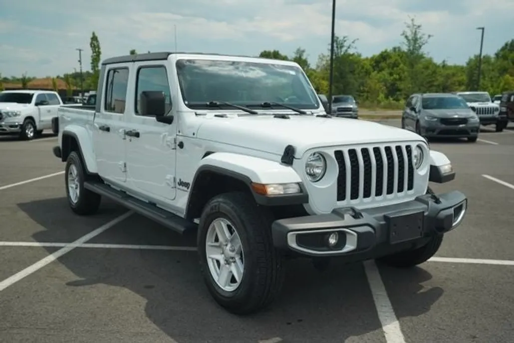 2023 Jeep Gladiator Sport S photo 1