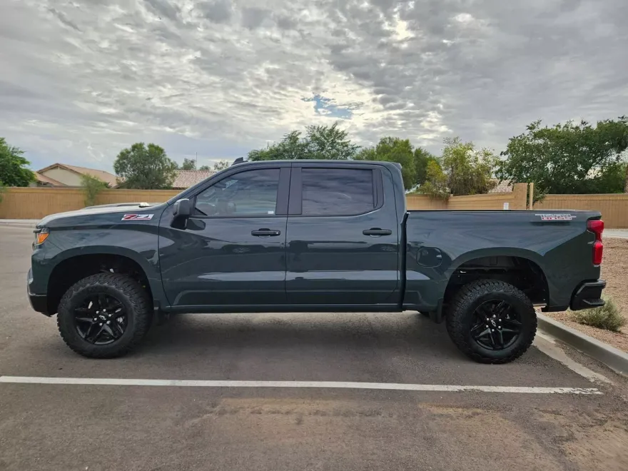2026 Chevrolet Silverado 1500 Custom Trail Boss photo 1