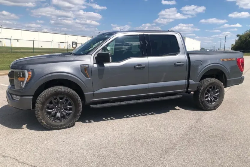 2023 Ford F-150 Tremor photo 1