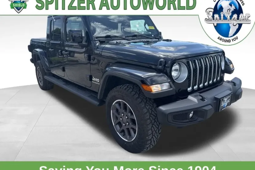 2023 Jeep Gladiator Overland photo 1