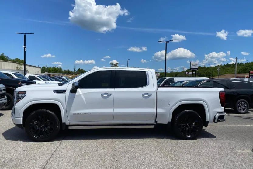 2022 Gmc Sierra 1500 Denali photo 1