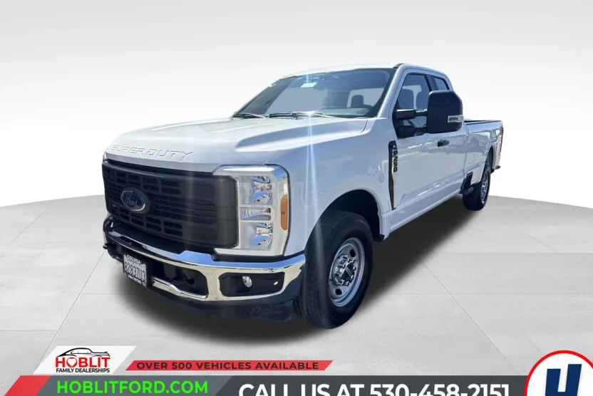 2023 Ford F-250 photo 1