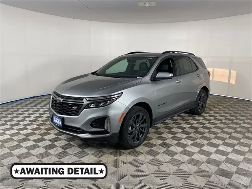2023 Chevrolet Equinox RS photo 1