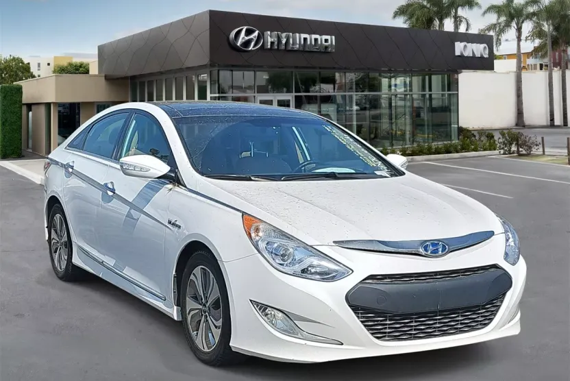 2015 Hyundai Sonata Hybrid Limited photo 1