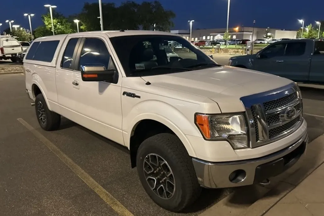 2011 Ford F-150 Lariat photo 1
