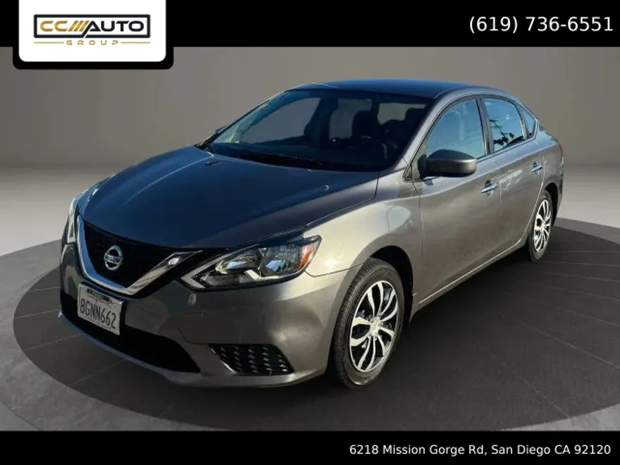 2017 Nissan Sentra SV photo 1