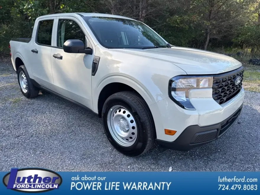2025 Ford Maverick XL photo 1