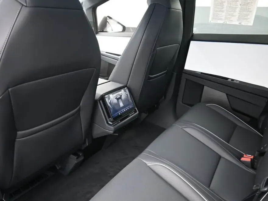 2024 Tesla Cybertruck Cyberbeast photo 13