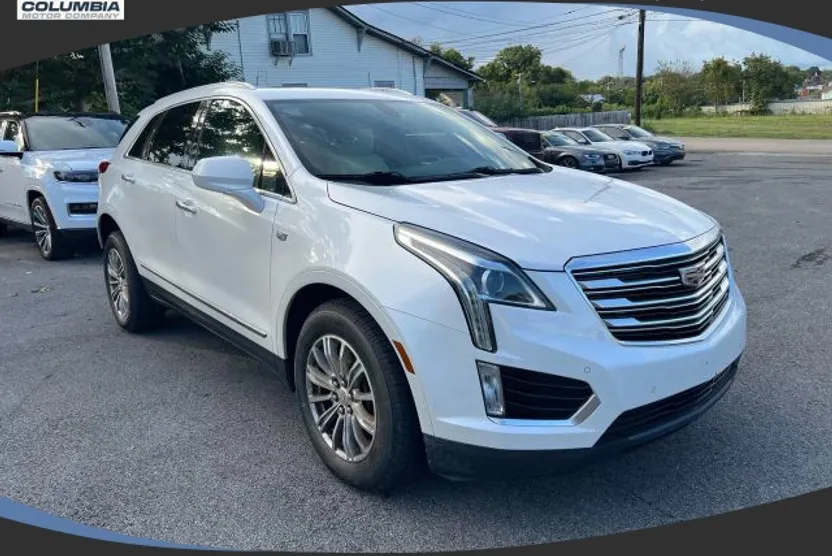 2017 Cadillac XT5 Luxury Sport photo 1