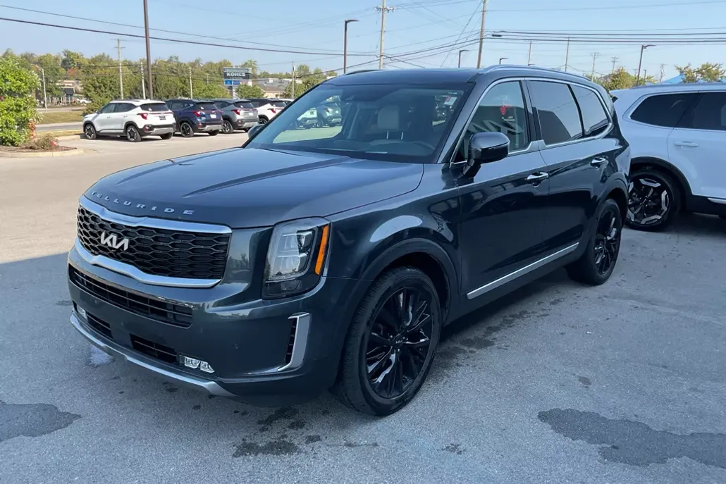 2022 Kia Telluride SX photo 1