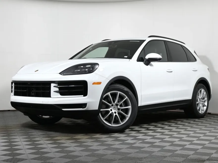 2024 Porsche Cayenne Base photo 1